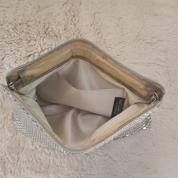 Vintage 60s Silver Mesh Clutch - Picture 3 of 4